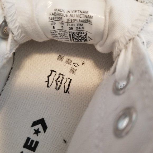 Converse - Picture 3 of 3